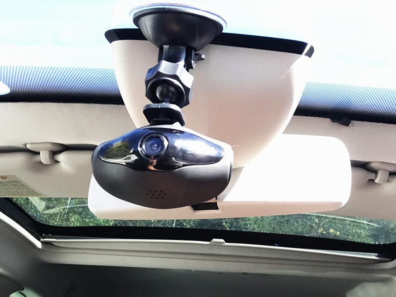 Caméra embarquée Surveillance auto Webcam / DVR / Dashcam pour voiture 16Go  NEUF